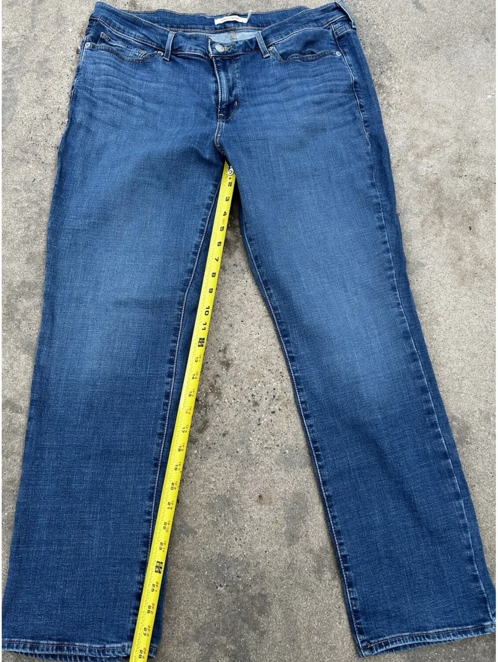 Levis Denim Blue Jeans Women 16 Blue Classic Fit Mid Rise Straight Leg